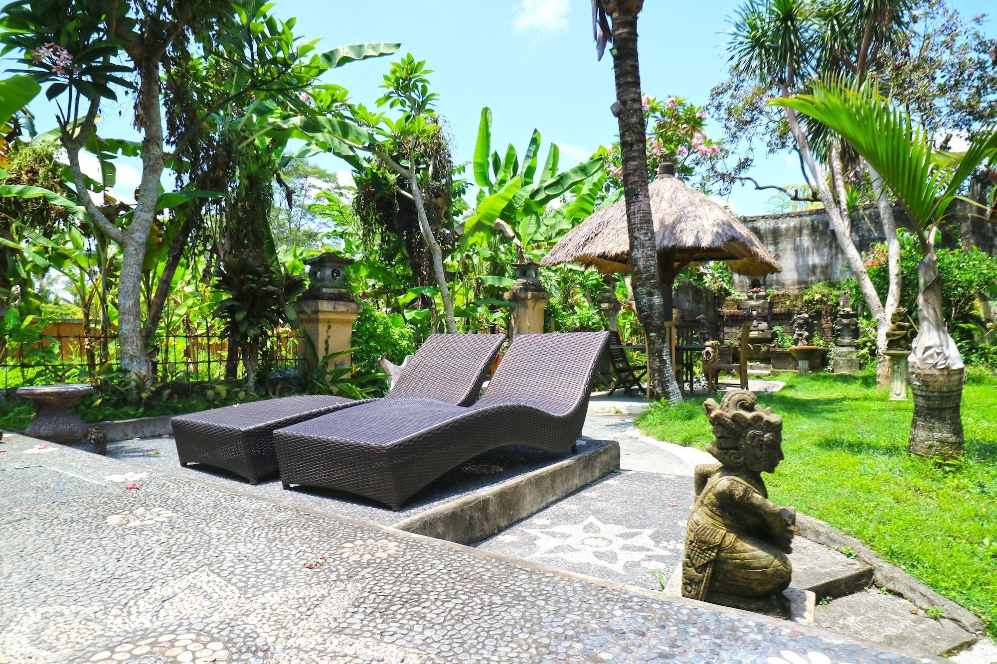 Ubud Kerta City Hotel Экстерьер фото