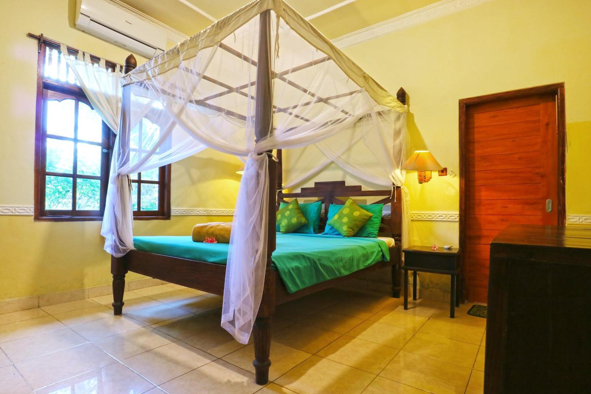 Ubud Kerta City Hotel Экстерьер фото