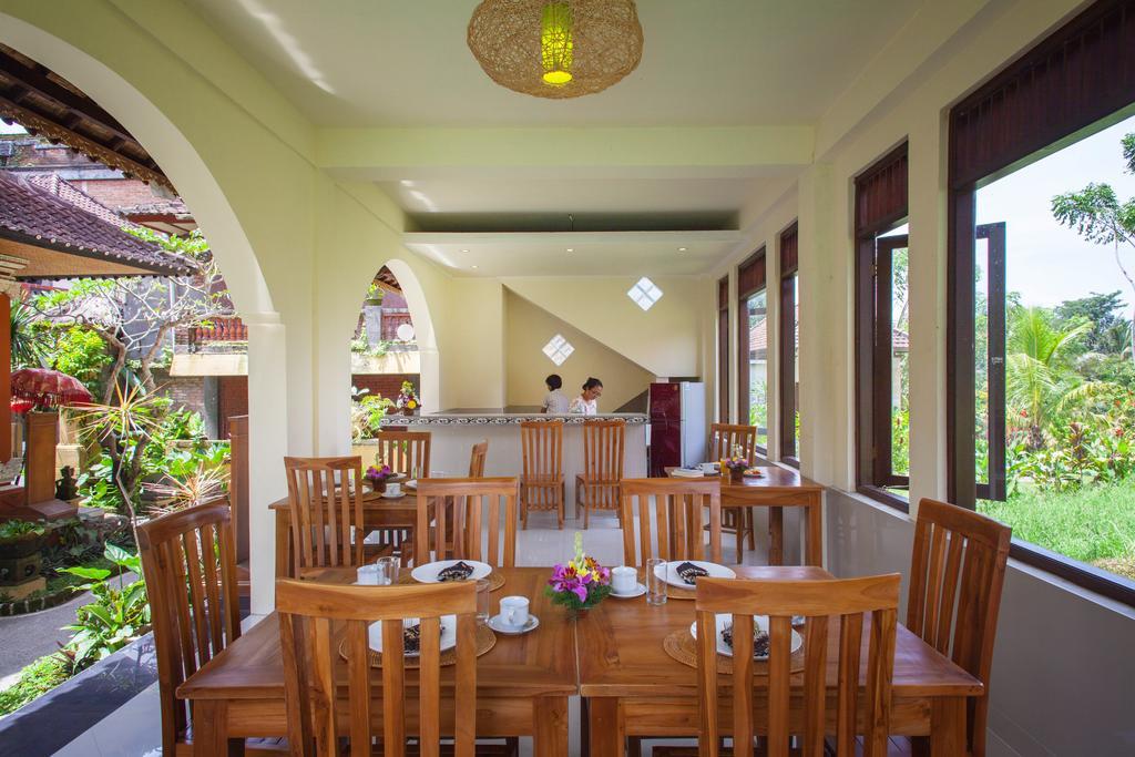 Ubud Kerta City Hotel Экстерьер фото